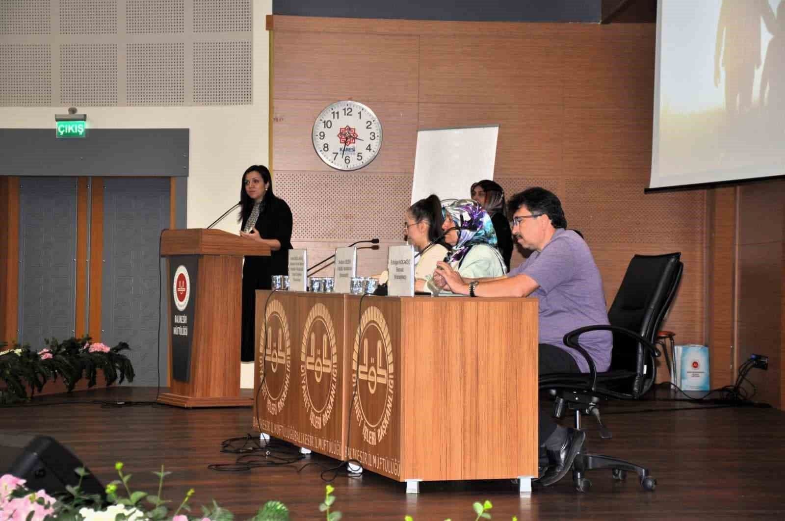 Balıkesir'de Yetimlere Yuva Olma Çağrısı: Koruyucu Ailelik Detayları Paylaşıldı