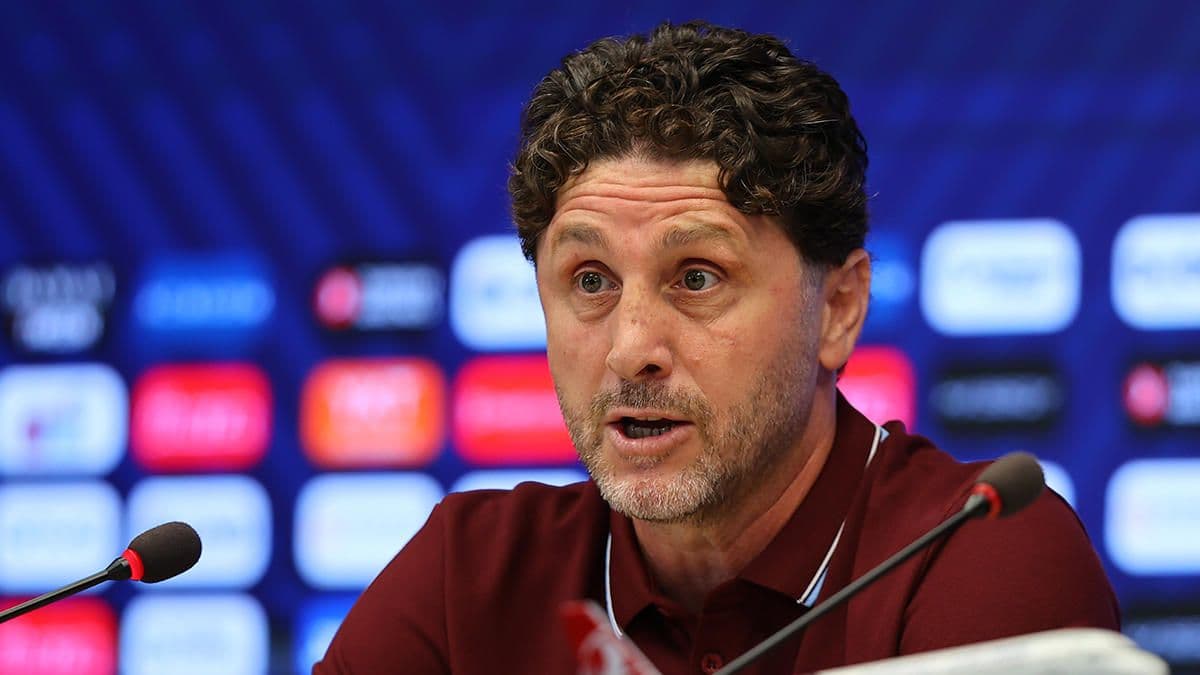 Trabzonspor Teknik Direktörü Fatih Tekke'den Maç Sonu Sert Çıkış: Hakem ve Transfer Gündemi