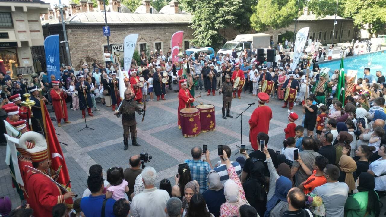 Bursa'da Fetih Ruhu Mehter Konserleriyle Yaşatılıyor