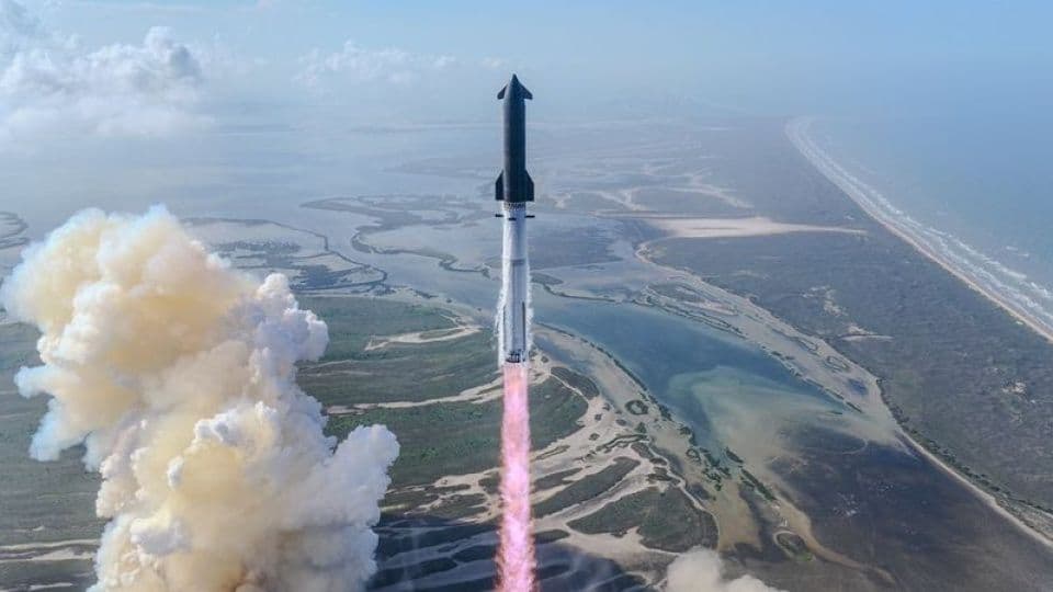 SpaceX Starship roketinin fırlatılışı, uzay kontratı