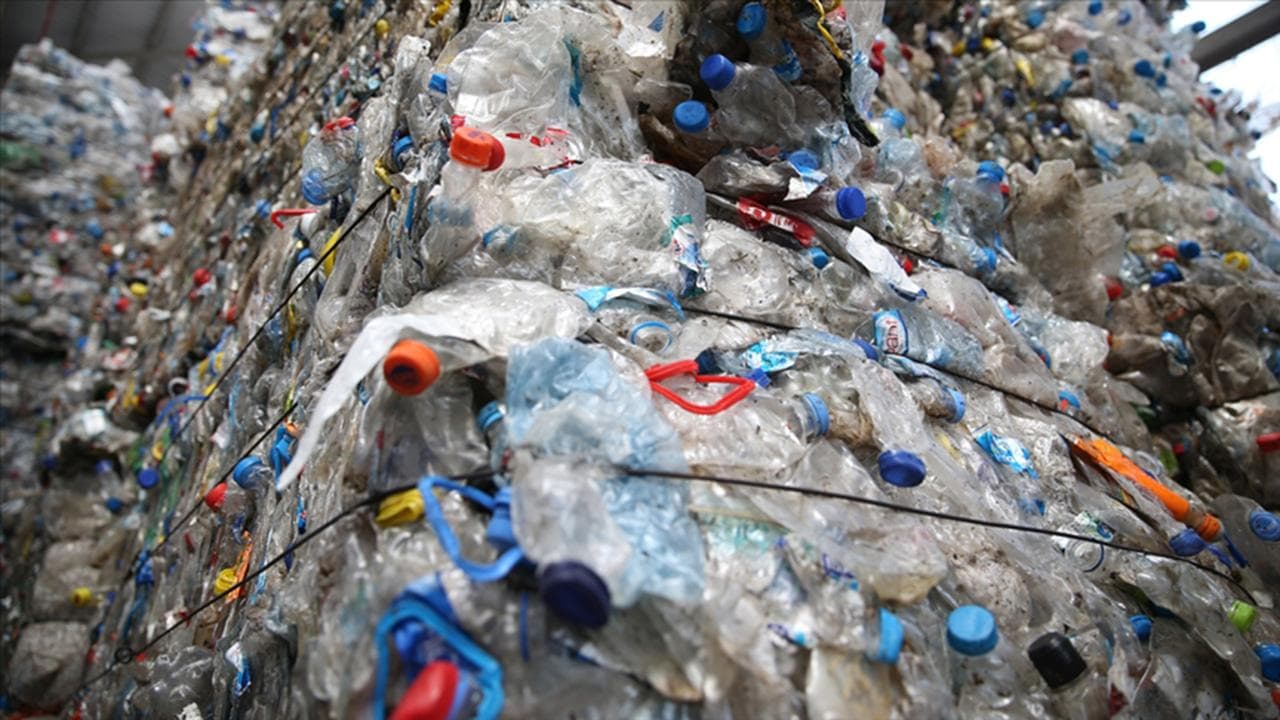 Marmara Denizi'nde Kirlilik Alarmı: Mikroplastik Oranı Üç Kat Arttı