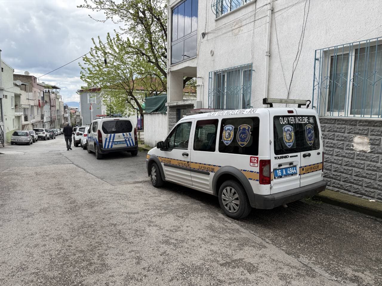 Bursa'da Annesini Tüfekle Vuran Şüpheli Aranıyor