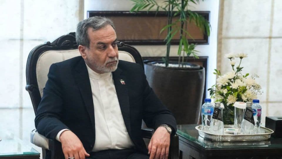 İran Dışişleri Bakanı Çin'de Kritik Görüşmeler Gerçekleştirdi