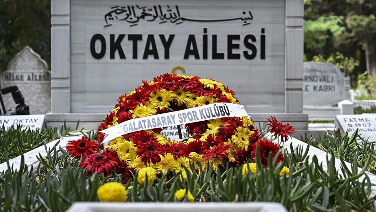 Galatasaray Efsanesi Metin Oktay Vefatının 35. Yılında Anıldı: Başkan Özbek'ten Açıklama