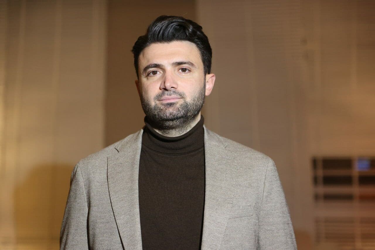 Bursaspor'da Borçlar Azaldı: Ali Ay'dan 700 Milyon TL'lik Alacak Feragatı