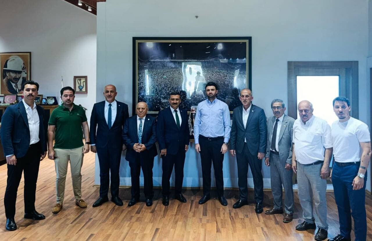 İYİ Parti Bursa Milletvekili Türkoğlu'ndan Bursaspor'a Destek Ziyareti