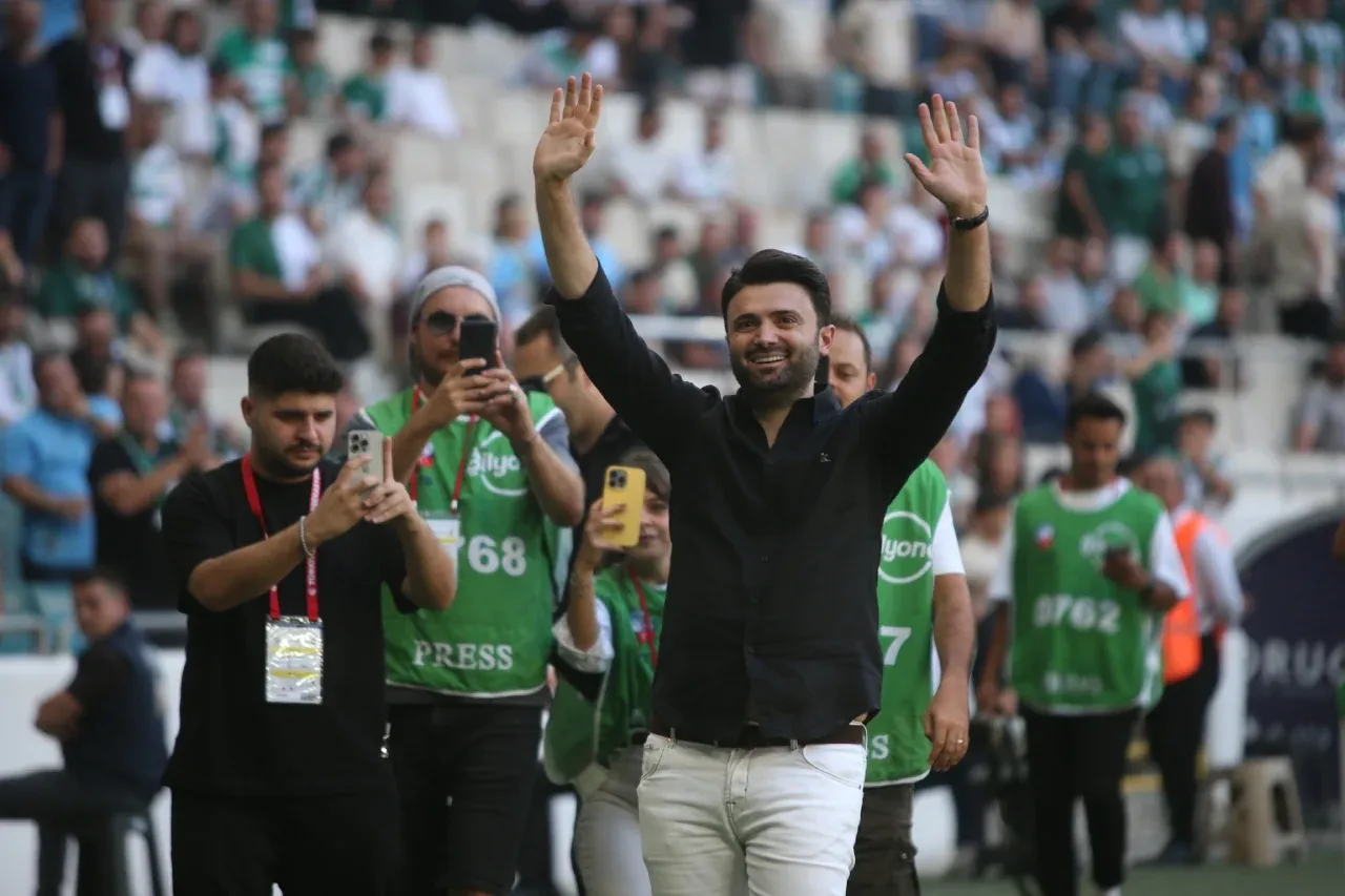 Bursaspor Camiasından Başkan Enes Çelik'e PFDK Sevkine Destek