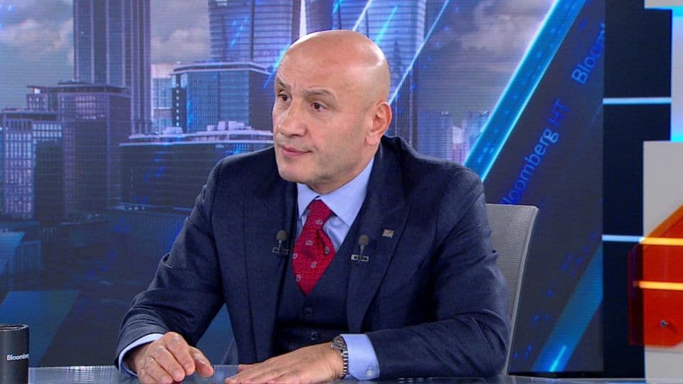 Nisan Ayı İhracat Rakamları Rekor Kırdı: TİM Başkanı'ndan 'Rekabetçilik' Vurgusu