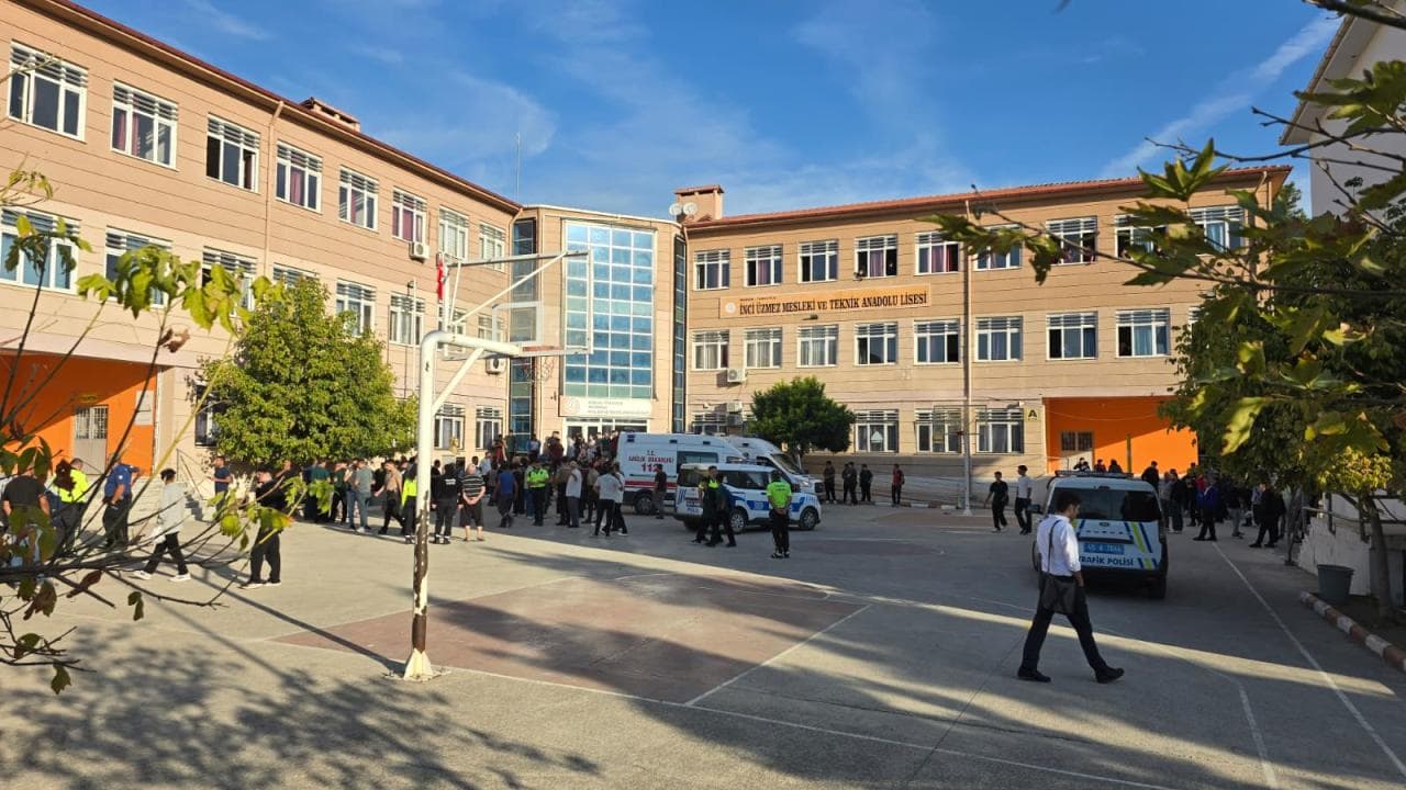 Manisa'daki Okul Saldırısı Soruşturmasında 7 Tutuklama Kararı