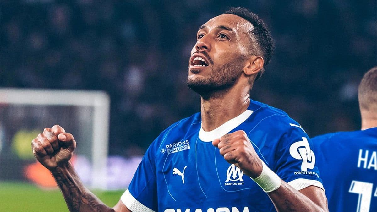 Deportivo, Pierre-Emerick Aubameyang Transferini Resmen Duyurdu