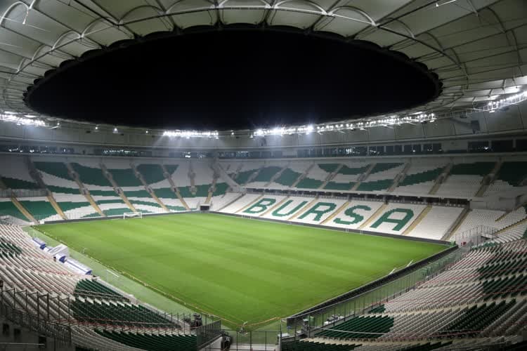 Bursaspor Stadı'nda Yenilikler İçin Geri Sayım: LED Panolar ve Yeni Koltuklar Geliyor