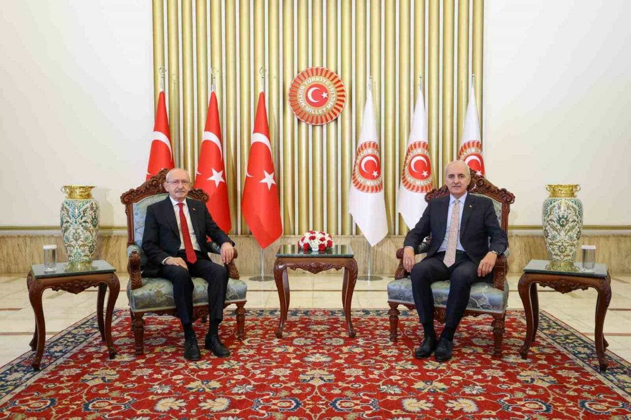 TBMM Başkanı Kurtulmuş, CHP Lideri Kılıçdaroğlu ile Bir Araya Geldi