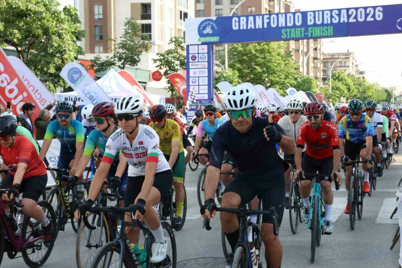 Bursa'da Granfondo Heyecanı: Pedallar Kadın Yarışmacılar İçin Döndü