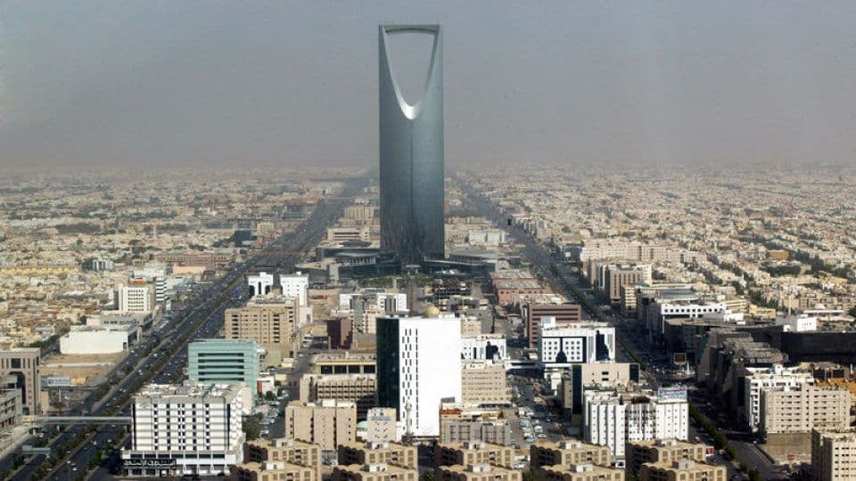 Suudi Arabistan Merkez Bankası'nın dijital ödeme platformu mBridge'den ayrılışını simgeleyen grafik.