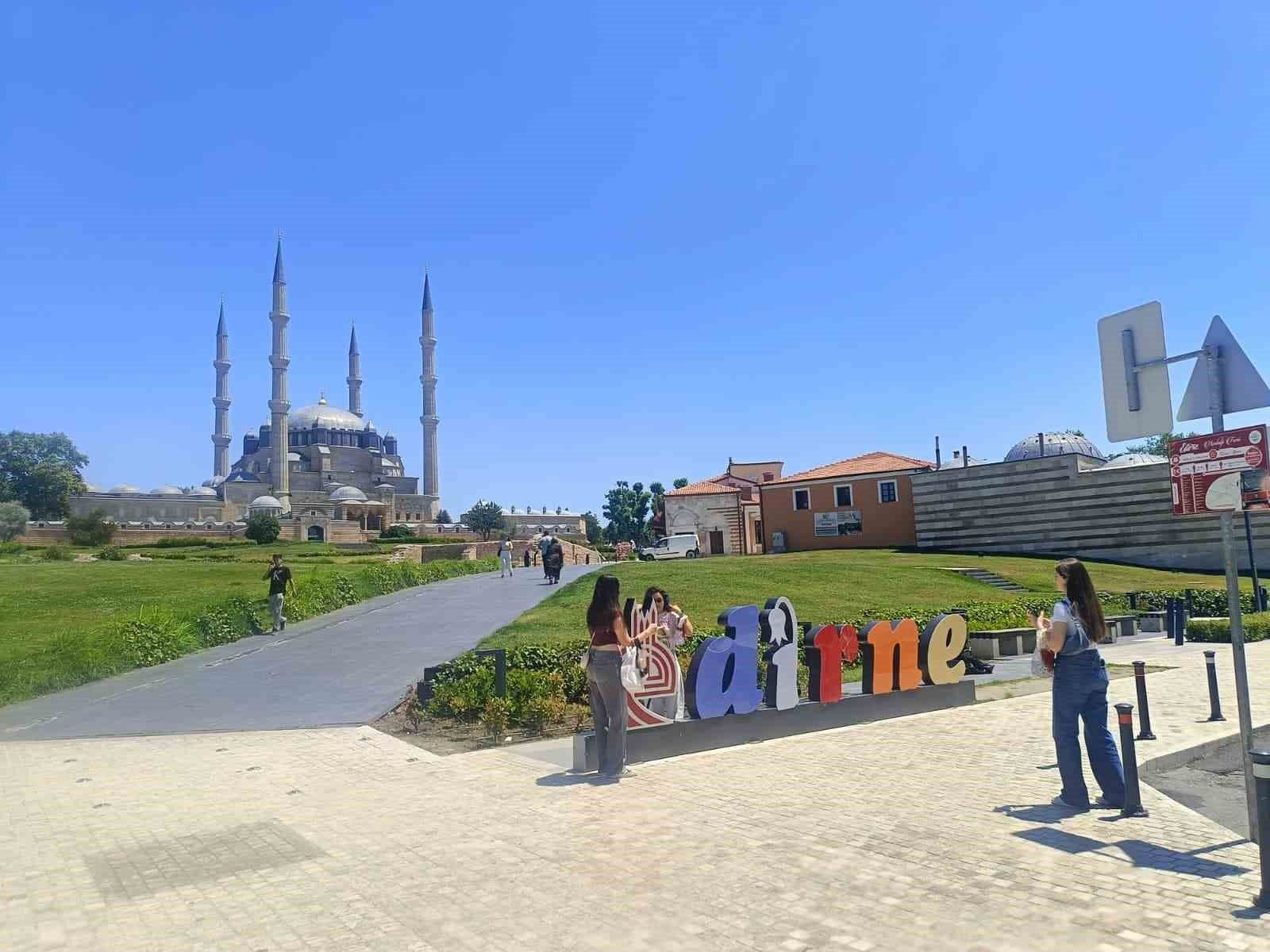 Edirne'de Kırkpınar ve Gurbetçi Akını Esnafa 'Çifte Doping' Oldu