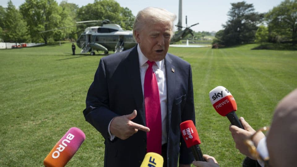 Trump'tan İran'a Sert Uyarı: Hürmüz Boğazı'nda Saldırıya Anında Misilleme
