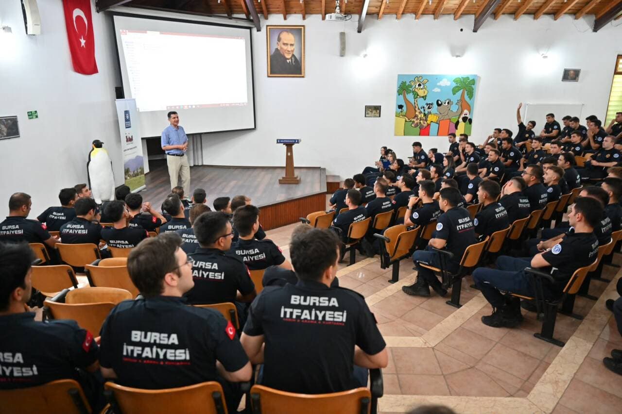 Bursa İtfaiyesi Afet ve Hayvan Kurtarma Eğitimleriyle Güçlendi