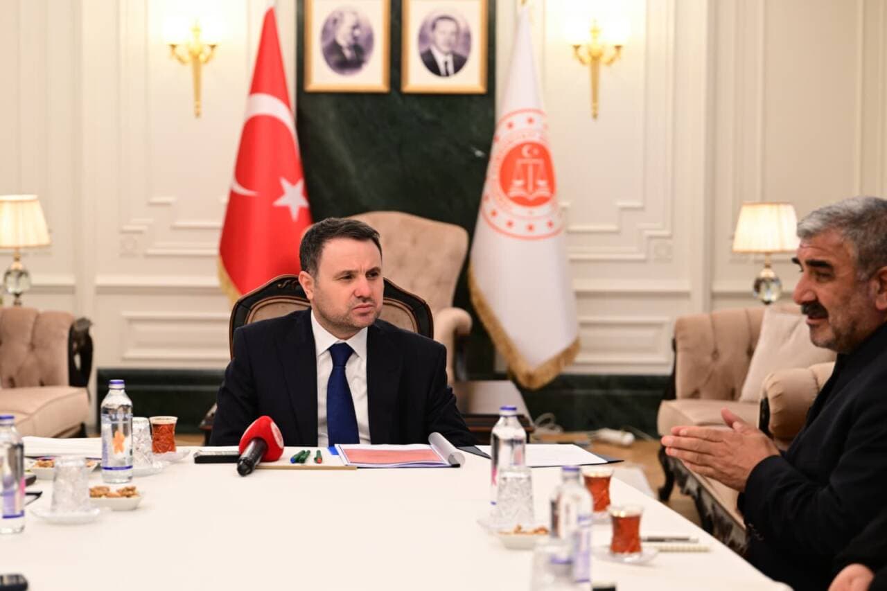 Adalet Bakanı Gürlek'ten Rojin Kabaiş Soruşturması Açıklaması: Telefon Çin'e Gönderilecek