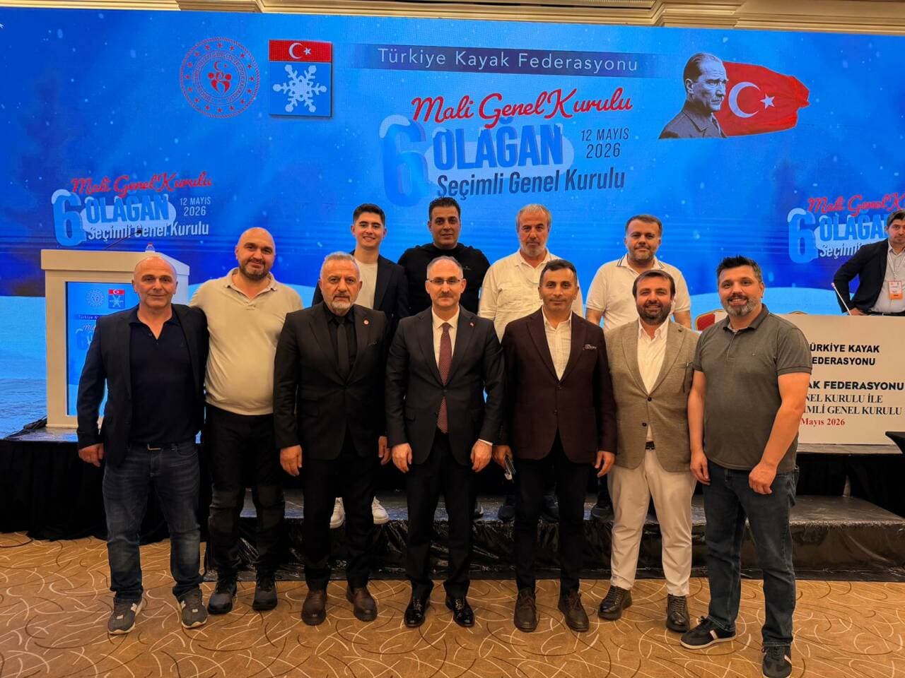 Bursalı Prof. Dr. Süleyman Şahin, Türkiye Kayak Federasyonu Başkanlığı'na Yeniden Seçildi
