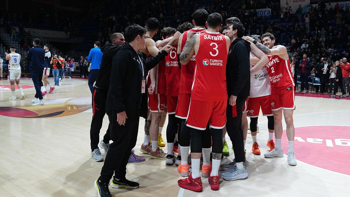 A Milli Basketbol Takımı'nın Dünya Kupası Elemeleri Aday Kadrosu Açıklandı