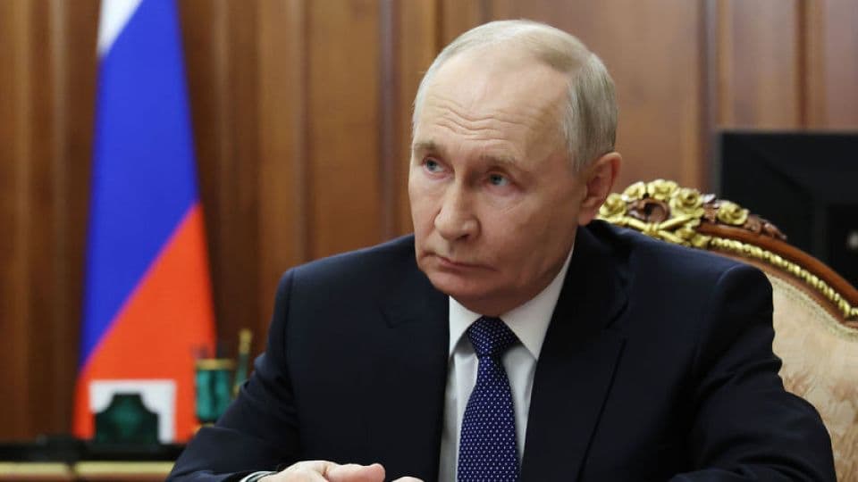 Rusya'da Akaryakıt Tedarik Sorunları Devam Ediyor: Putin'den Açıklama