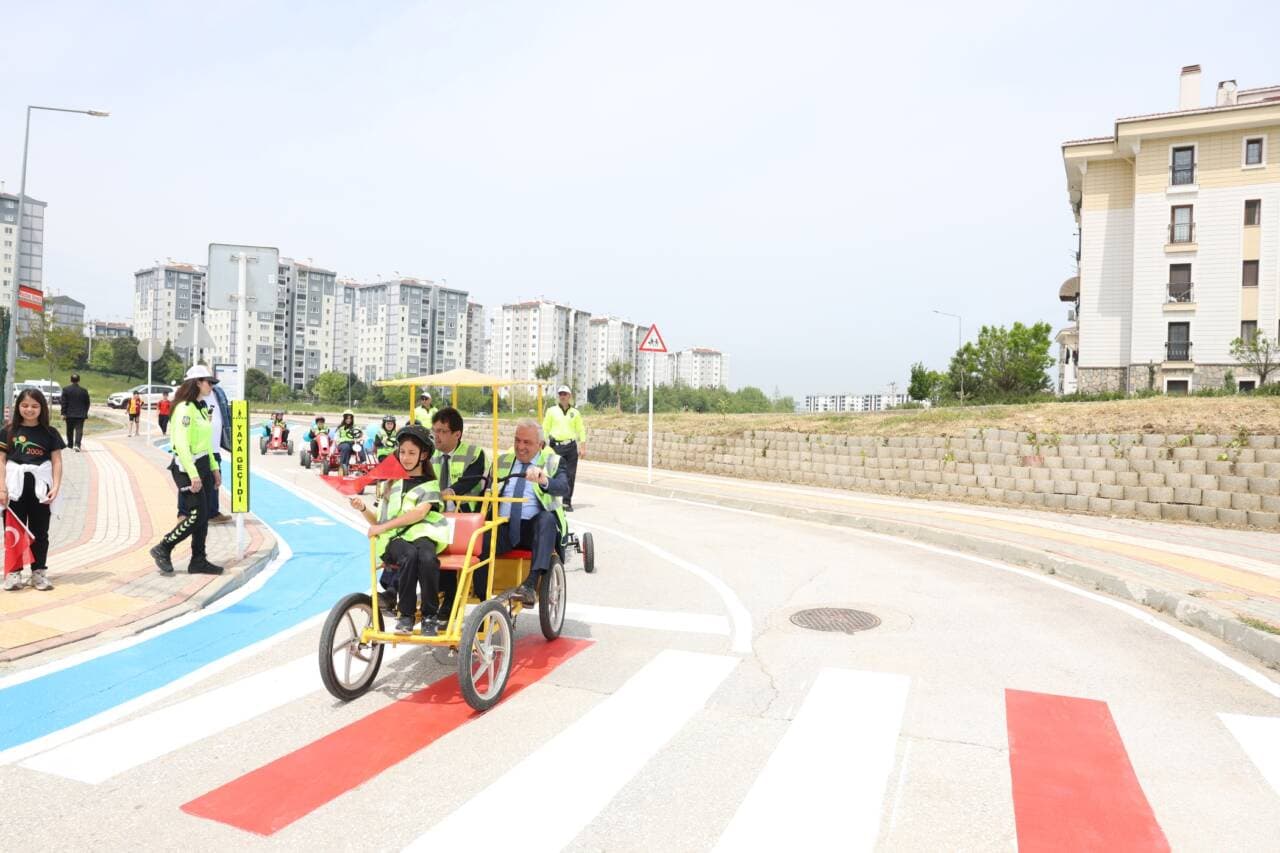 Nilüfer'de Bursa'nın İlk Trafik Eğitim Sokağı Hizmete Açıldı