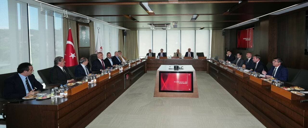Türk Futbolunda Yayın Hakları İhalesi İçin Kritik Tarih Açıklandı