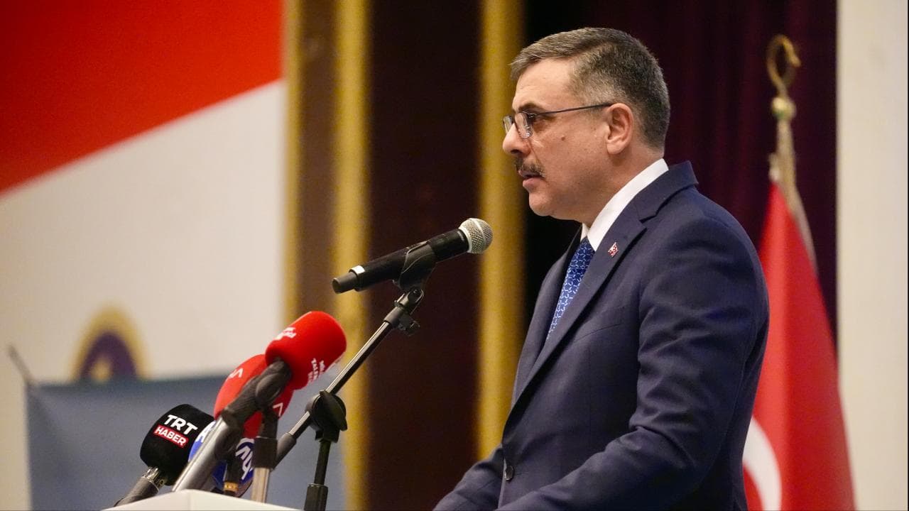 Bakan Çiftçi: Türkiye, Küresel Dönüşümün Merkezinde, Gençlere Büyük Sorumluluk Düşüyor