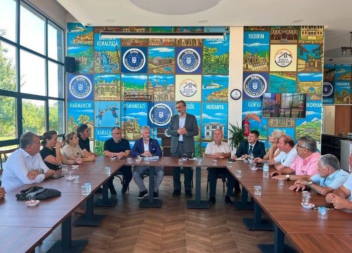BURULAŞ Genel Müdürü Kürşat Çapar, Muhtarlarla İlk Toplantısını Yaptı