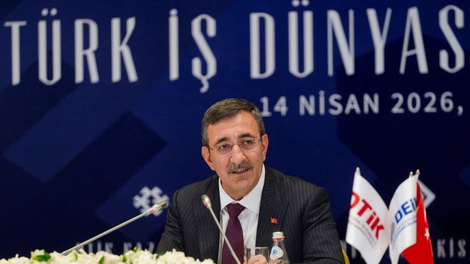 Türkiye ve Kazakistan Arasında Yatırım ve Ticaret Hacmi Artırılacak