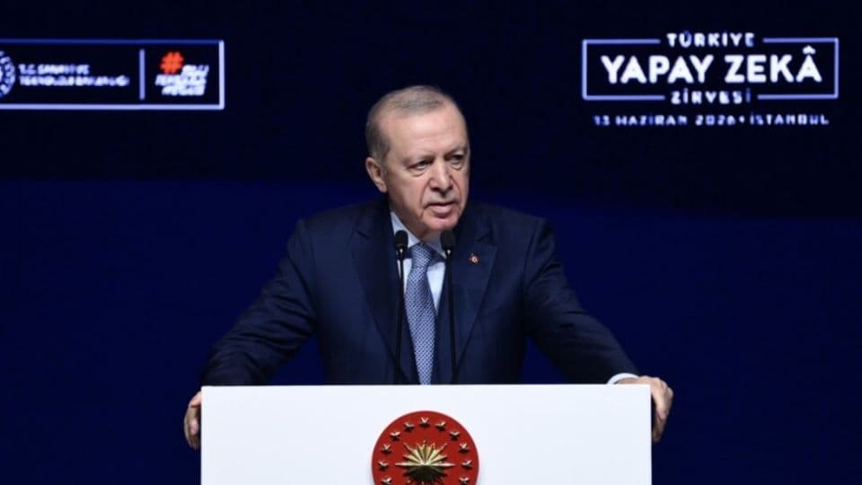 Erdoğan'dan Yapay Zeka Hamlesi: Ulusal Okuryazarlık Programı ve 1 Trilyon Lira Hedefi