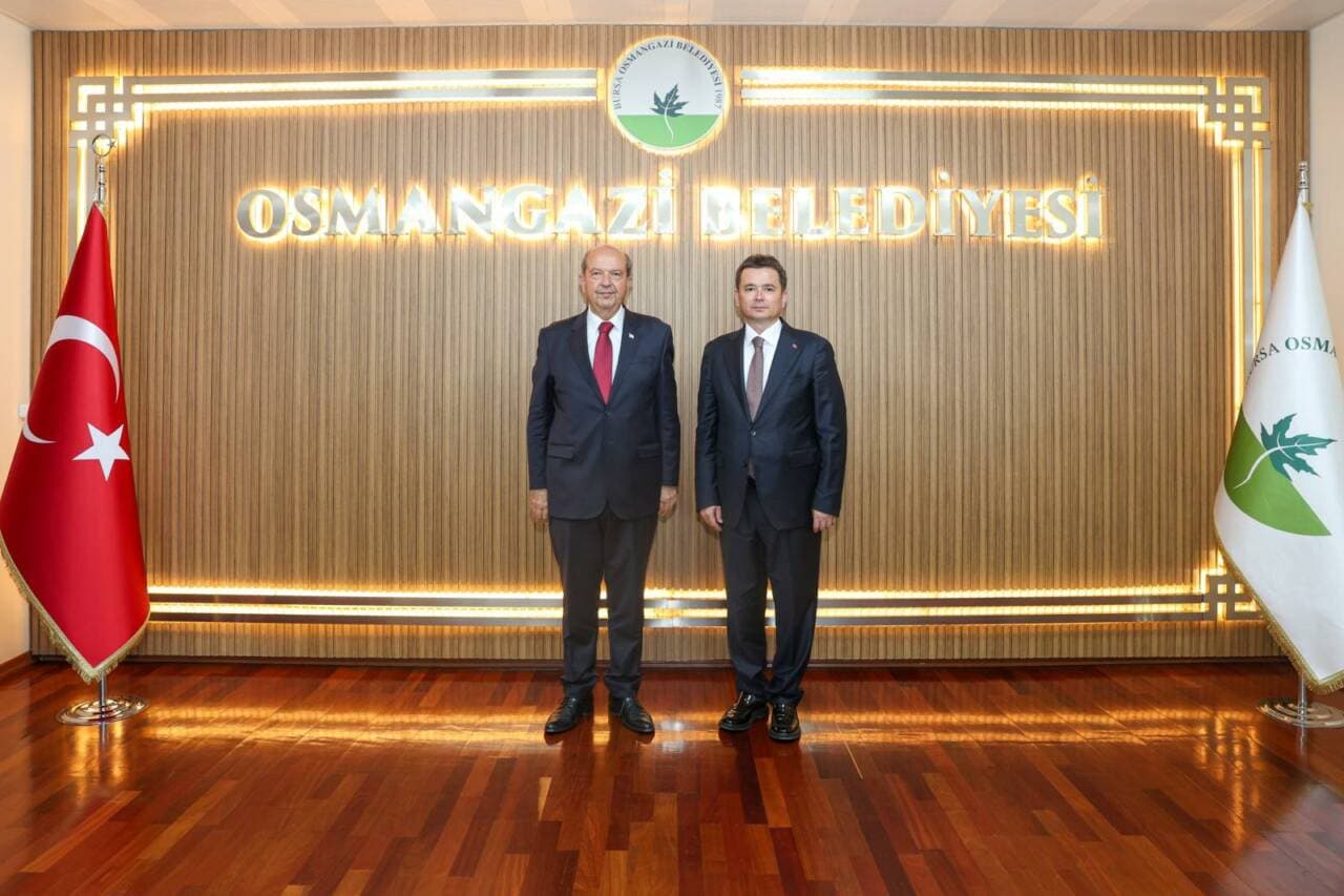 KKTC Cumhurbaşkanı Ersin Tatar, Osmangazi Belediyesi'ni Ziyaret Etti