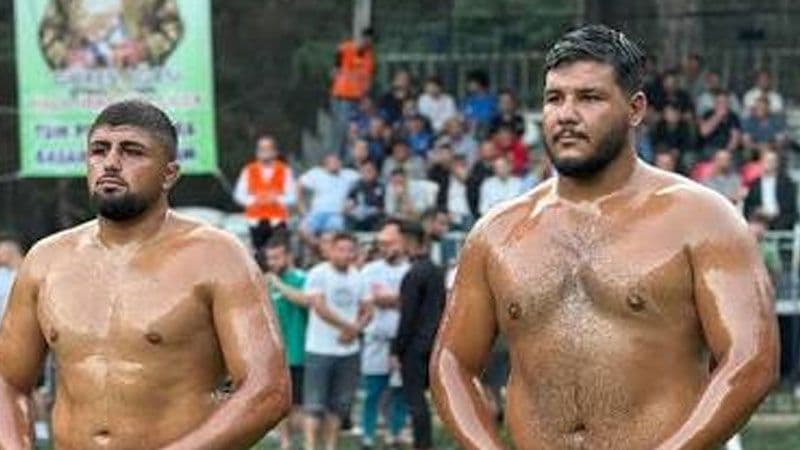 Bursa Büyükşehir Belediyespor'dan Bekir Can Özturgut Kırkpınar Başpehlivanı Oldu