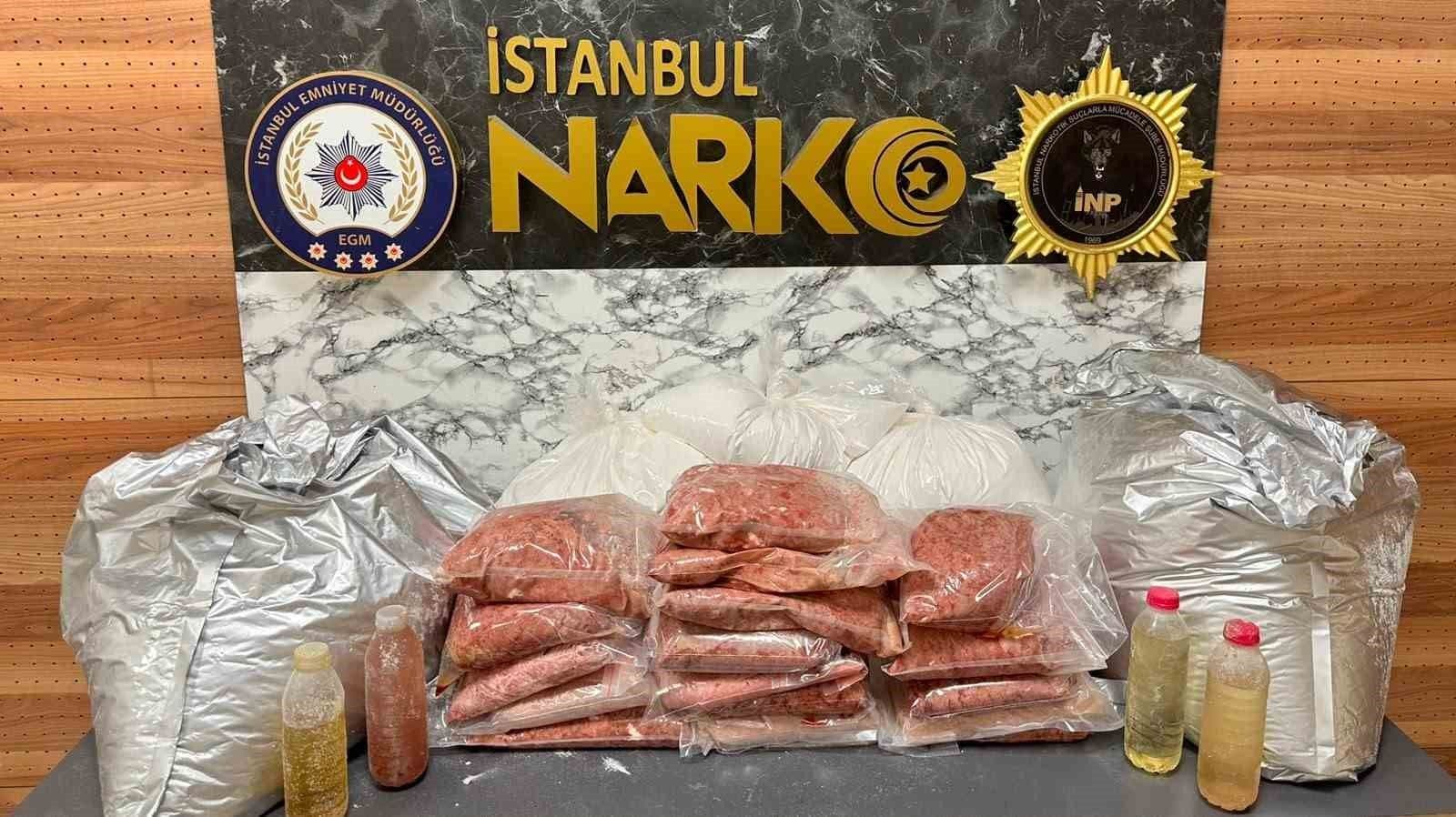 İstanbul Bayrampaşa'da Uyuşturucu İmalathanesine Baskın: 107 Kilo Kimyasal Madde Ele Geçirildi