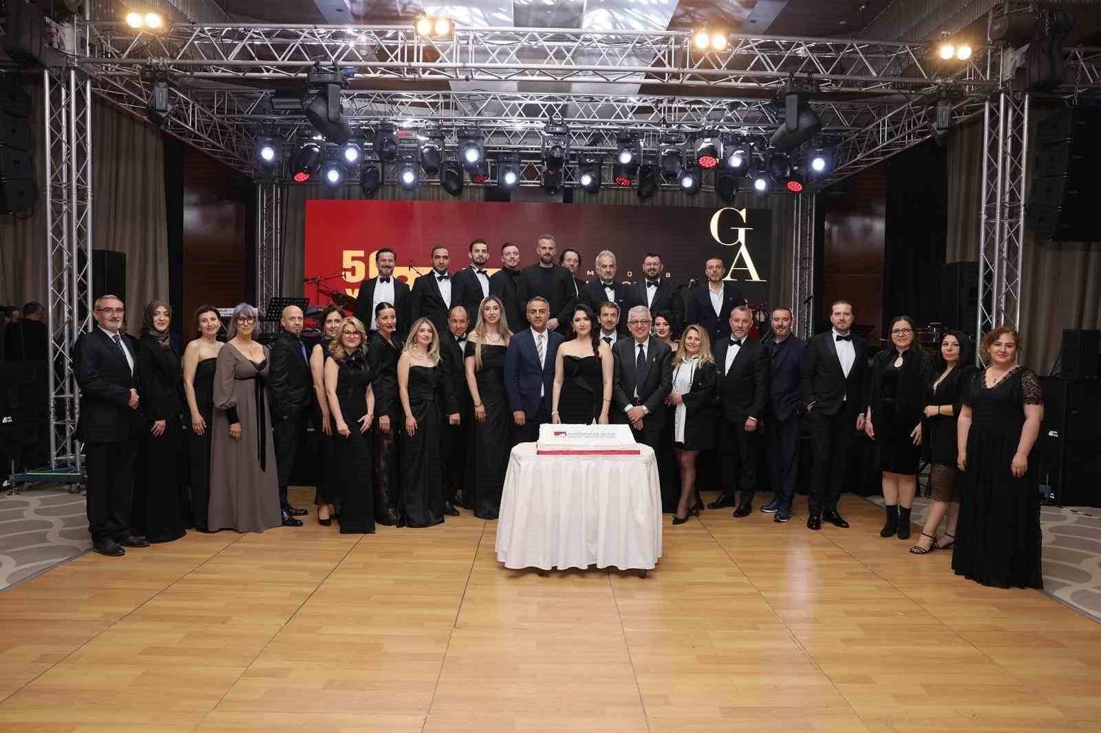 Bursa'da İçmimarlar Günü Kutlandı, Mesleğin Duayenlerine Onur Plaketi Verildi