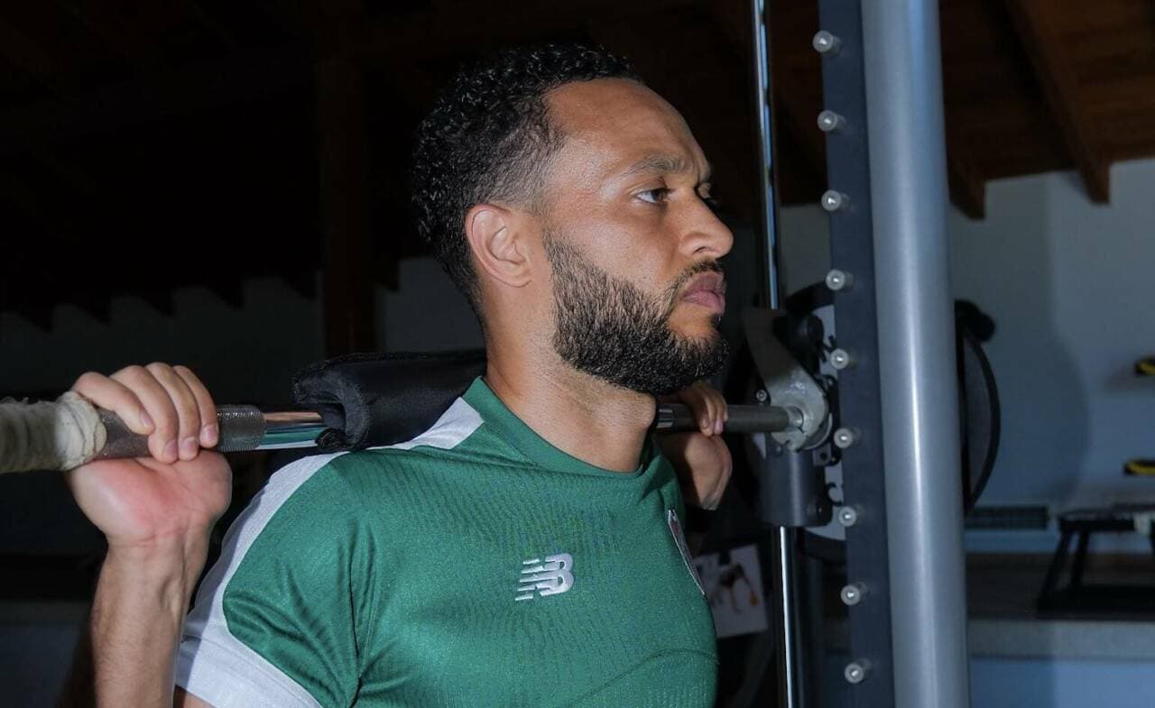 Bursaspor'un Yeni Transferi Lewis Baker Bursa'da İlk Antrenmanına Çıktı
