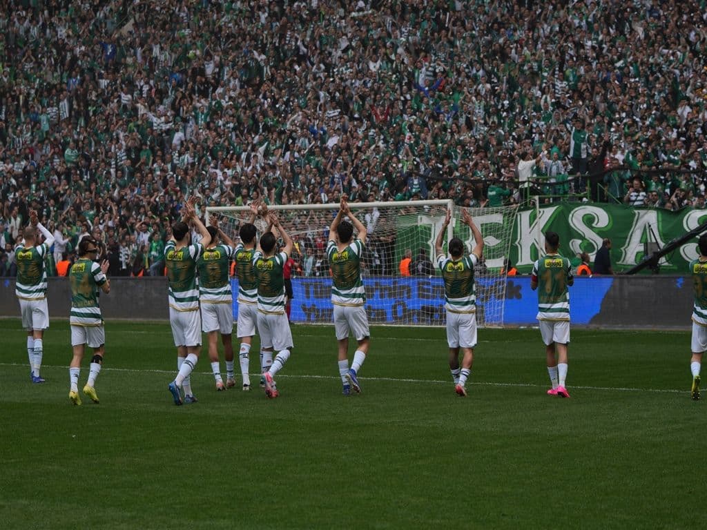 Bursaspor'un Yükselişi: Taraftar Rekorları Süper Lig Devlerini Geride Bıraktı