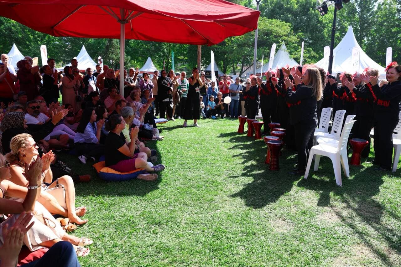 Bursa Gastronomi Festivali'nin İkinci Gününde Müzik Şöleni