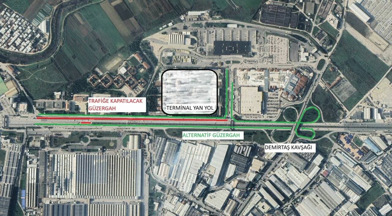 Bursa İstanbul Caddesi'nde trafiğe kapatılacak terminal yan yolu ve alternatif güzergahı gösteren harita.