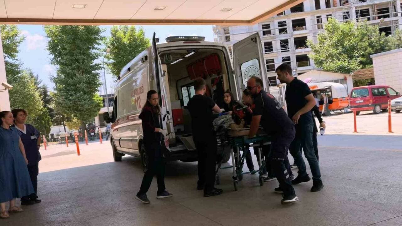 Bursa'da Genç Hemşire Evinde Hayatını Kaybetti