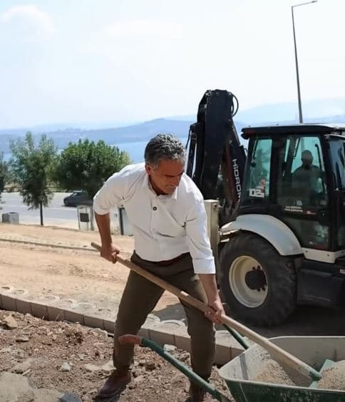 Gemlik Manastır'da Yeni Seyir Tepesi Projesi İçin İlk Harç Konuldu