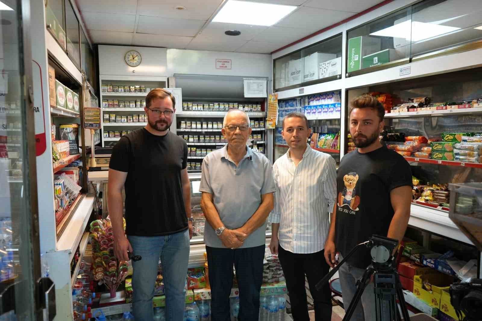 İznik'in Yaşayan Hazinesi: Yarım Asırlık Kahveci Hasan Gülbağ'ın Hikayesi Belgesel Oldu