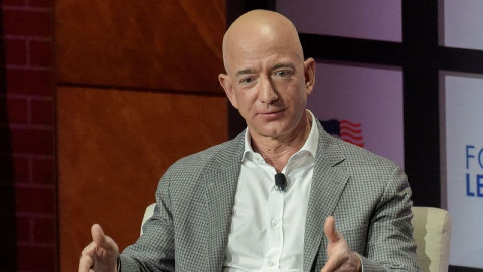 Jeff Bezos, Project Prometheus yatırım turu hakkında konuşurken.