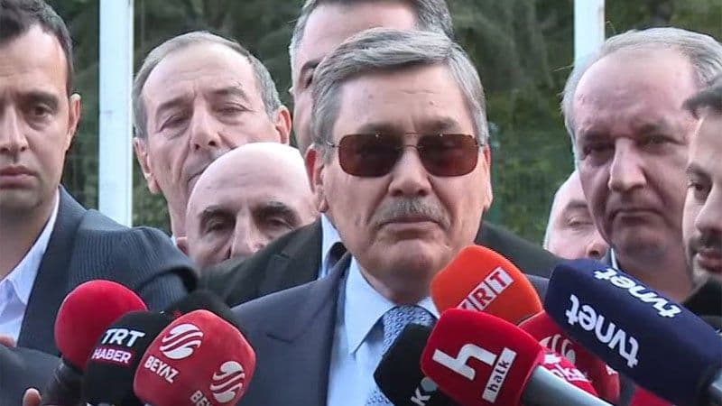 Melih Gökçek, yurt dışı para iddiaları nedeniyle adliyede ifade verdi