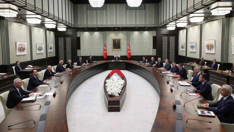 Cumhurbaşkanlığı Kabinesi Toplandı: NATO Zirvesi ve Emekli Aylığı Gündemde