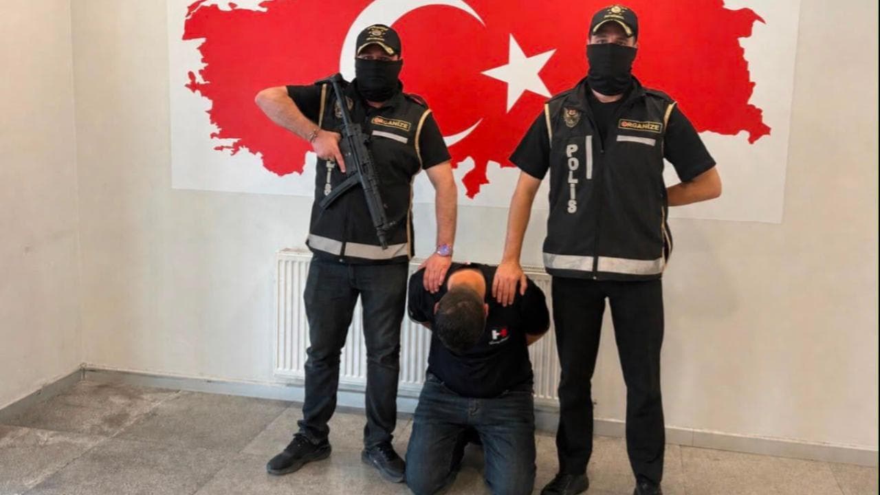 Yeni Nesil Suç Örgütü Üyesi Bakü'de Yakalanarak Türkiye'ye Getirildi