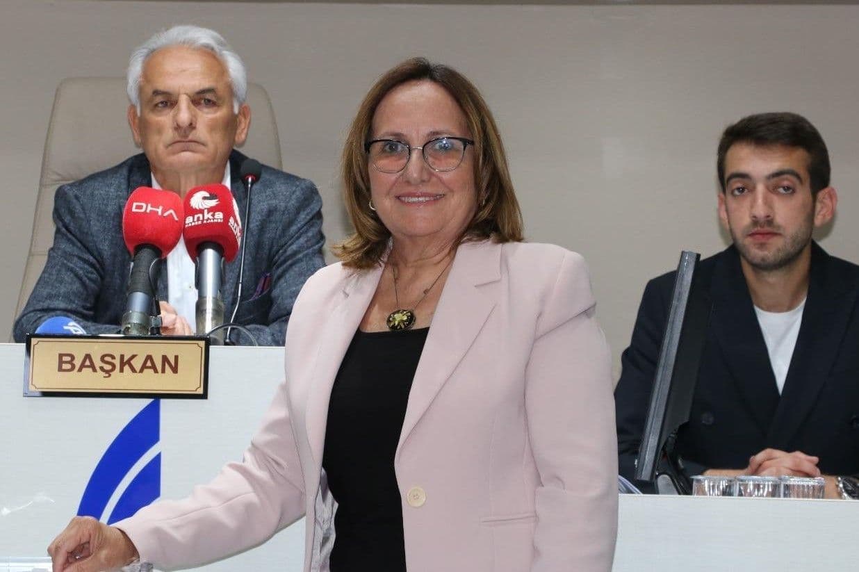 Güzelbahçe Belediyesi'nde Yeni Başkanvekili Ayşe Akın Oldu
