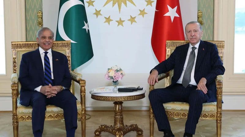 Cumhurbaşkanı Erdoğan, Pakistan Başbakanı ile Görüştü: İsrail'e Fırsat Verilmemeli