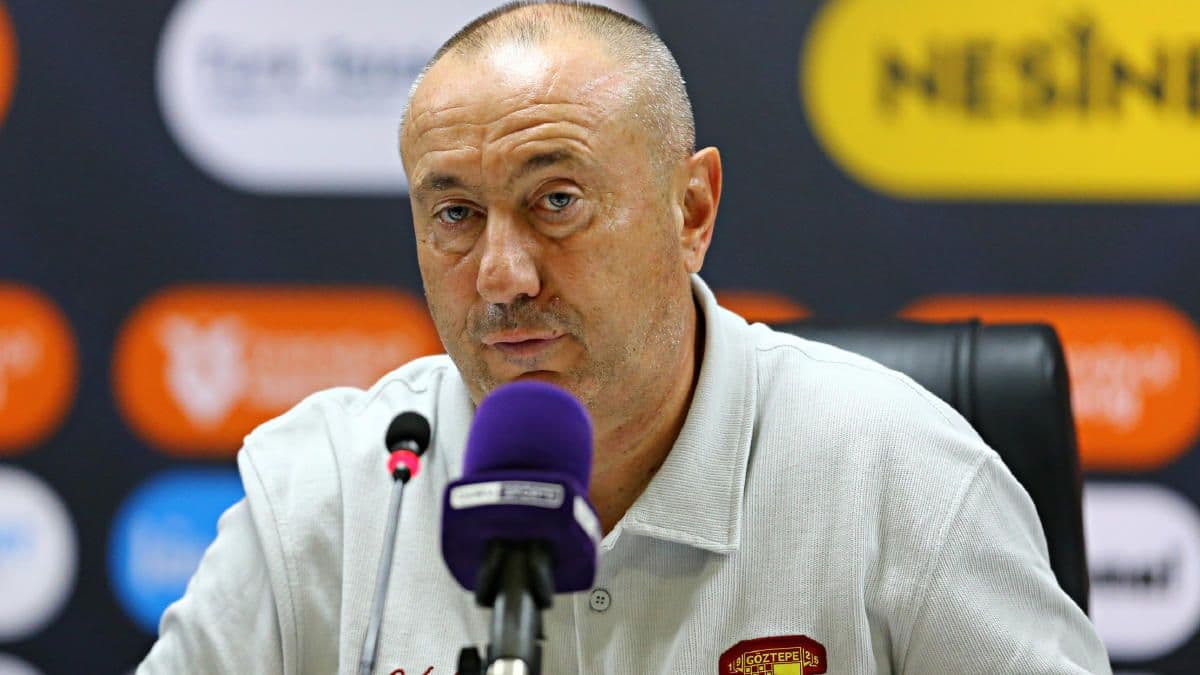 Stanimir Stoilov'dan 3-3'lük Maç Sonrası Öz Eleştiri: 'Savunma ve Karakterden Memnun Değilim'