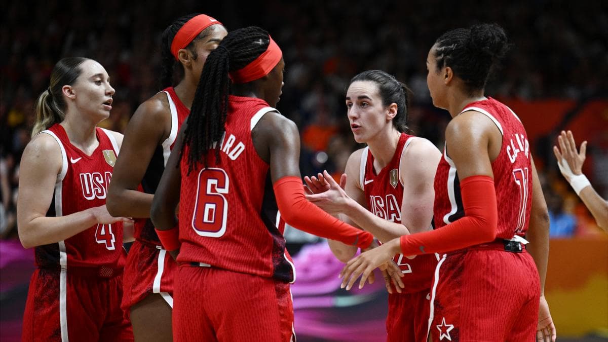 FIBA Kadınlar Dünya Kupası finalinde ABD kadın basketbol takımı oyuncuları